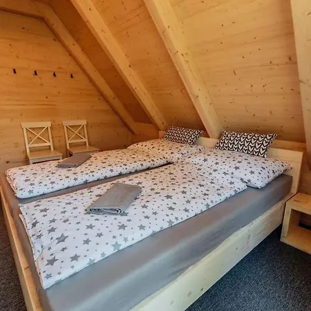 Ivi Annika Apartman *