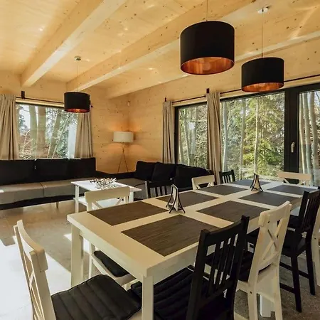 Ivi Annika * Dolny Kubin