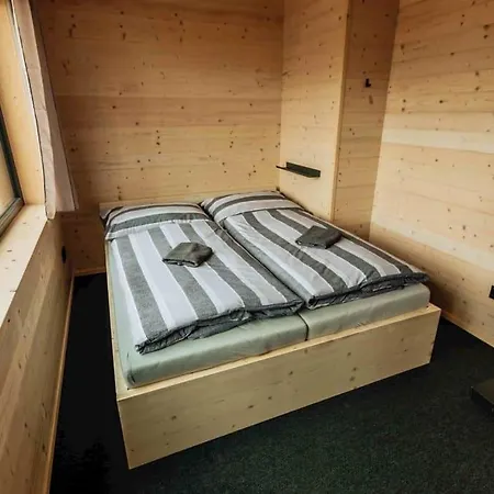 Ivi Annika Apartman *